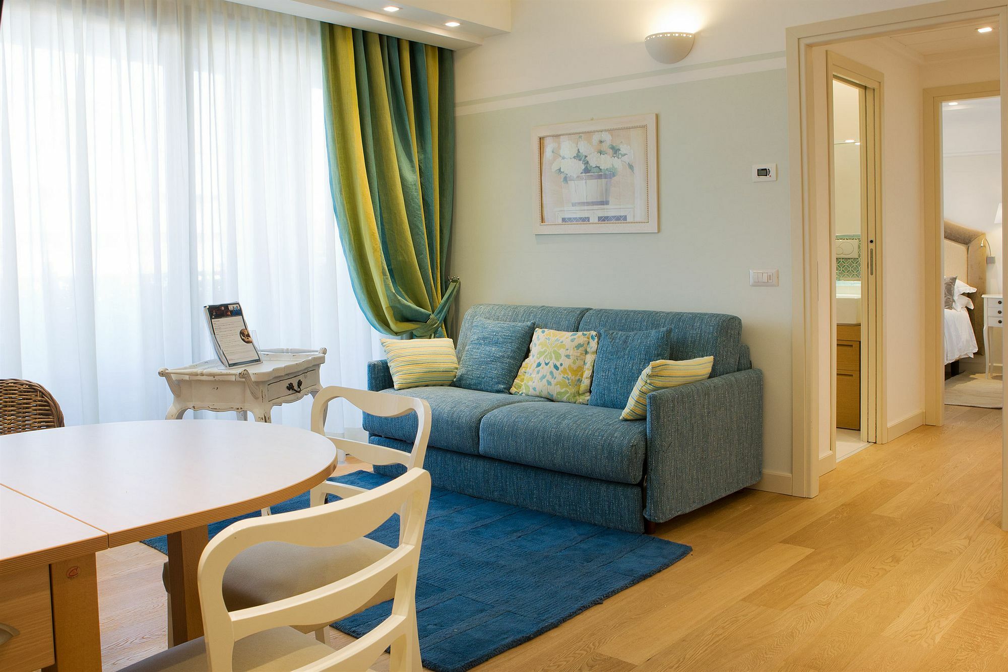 Lungomare - Charming Aparthotel Riccione