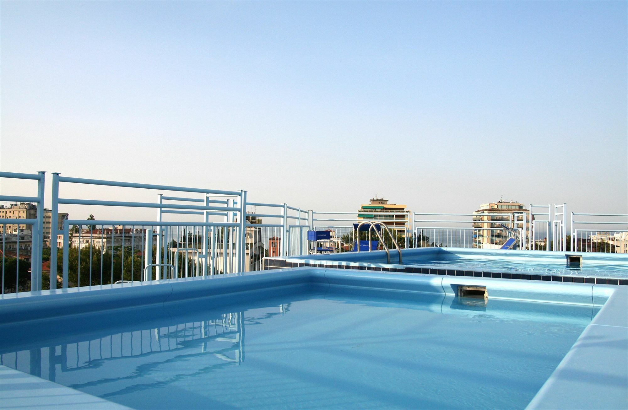 Augustus Hotel