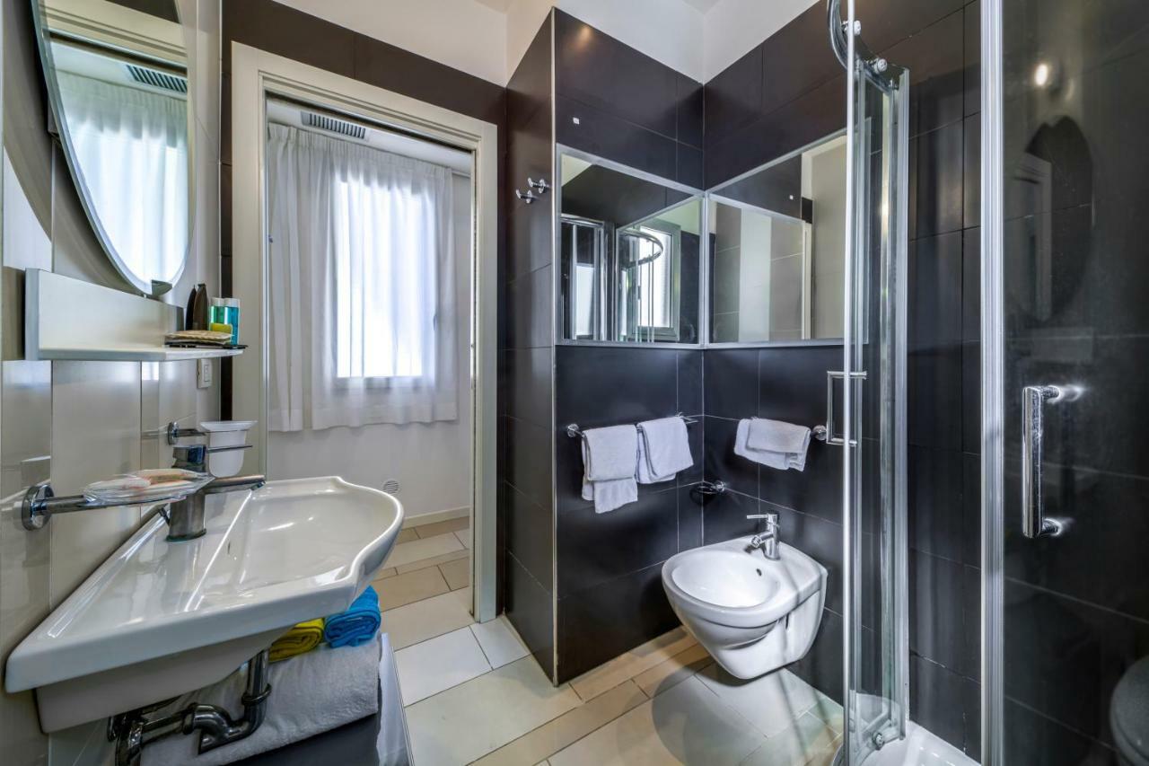 Altomare Aparthotel