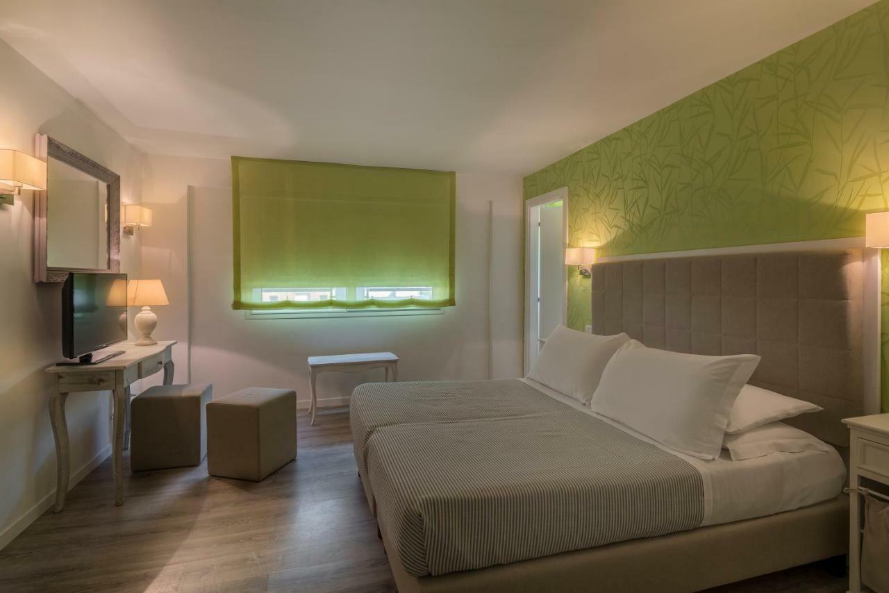 Hotel Corona 3*