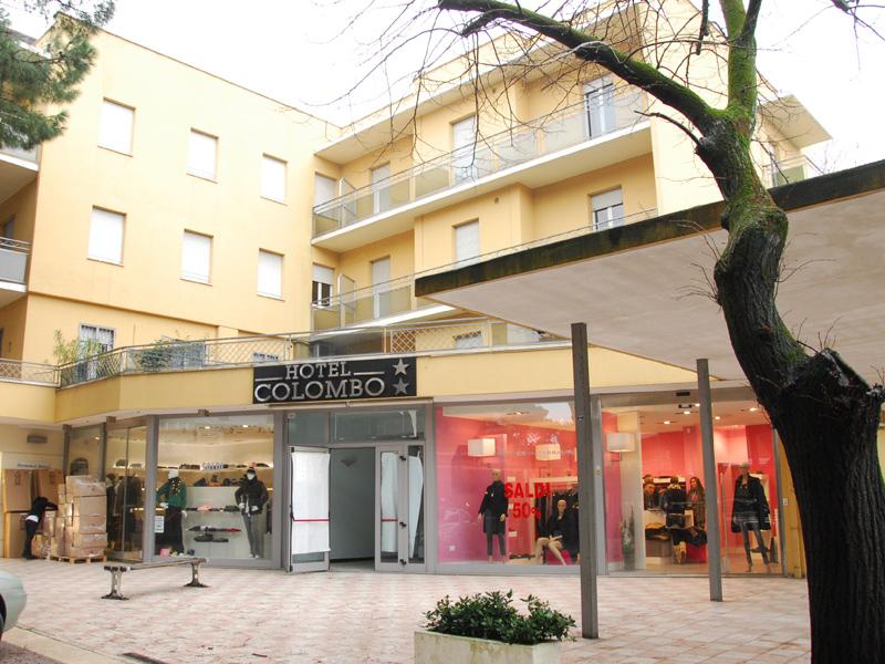 Hotel Colombo 2*