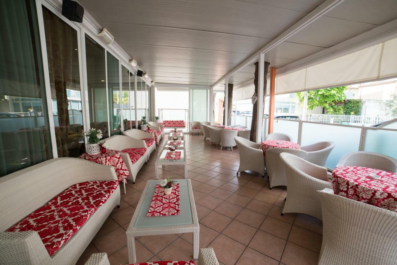 Aurelia 2* Riccione