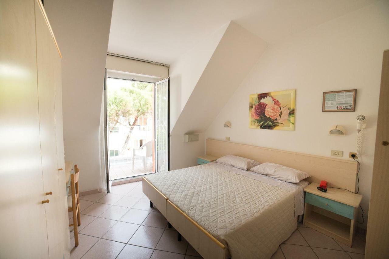 Aurelia Hotel
