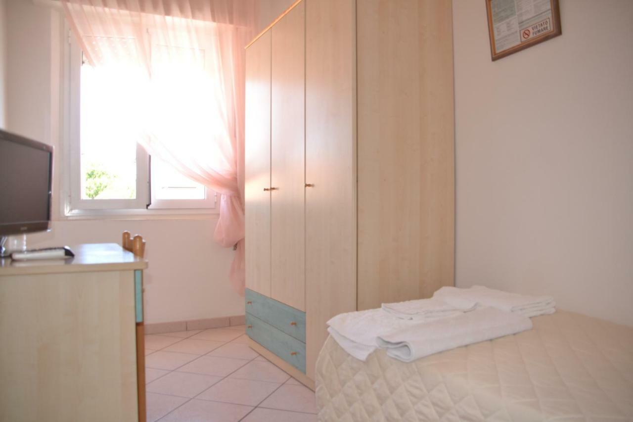 Aurelia Hotel 2*