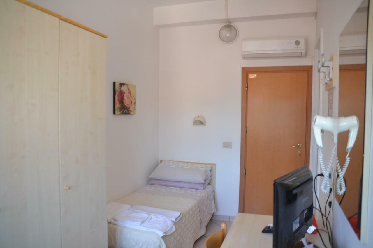 Aurelia 2* Riccione