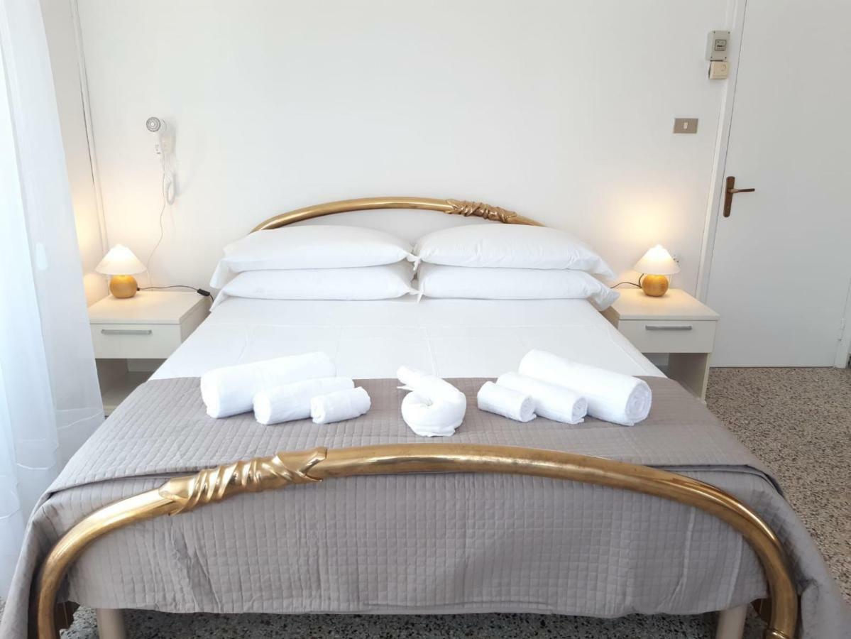 Beeliving Room&breakfast (adults Only) * Riccione