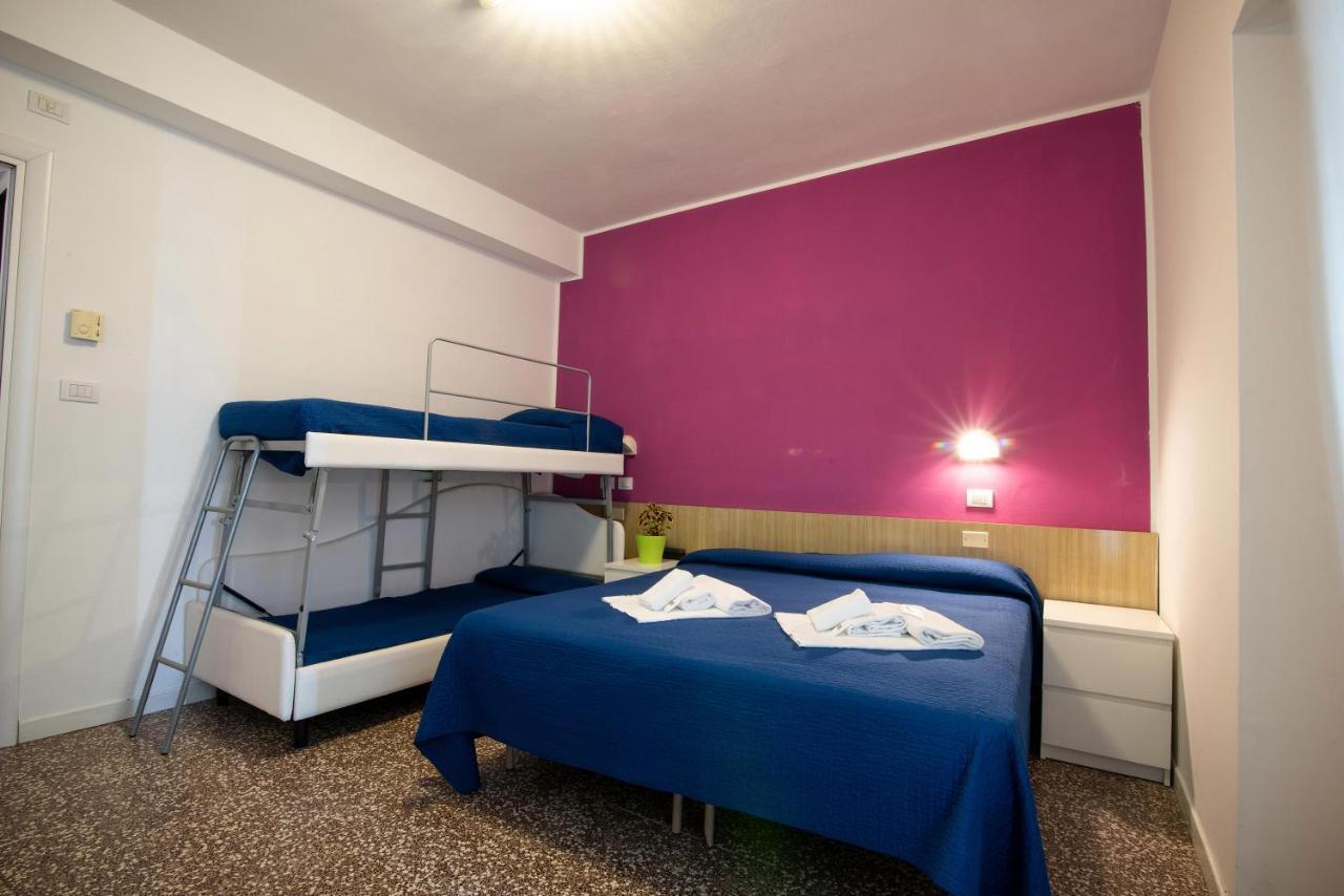 Nuova Hotel 2*