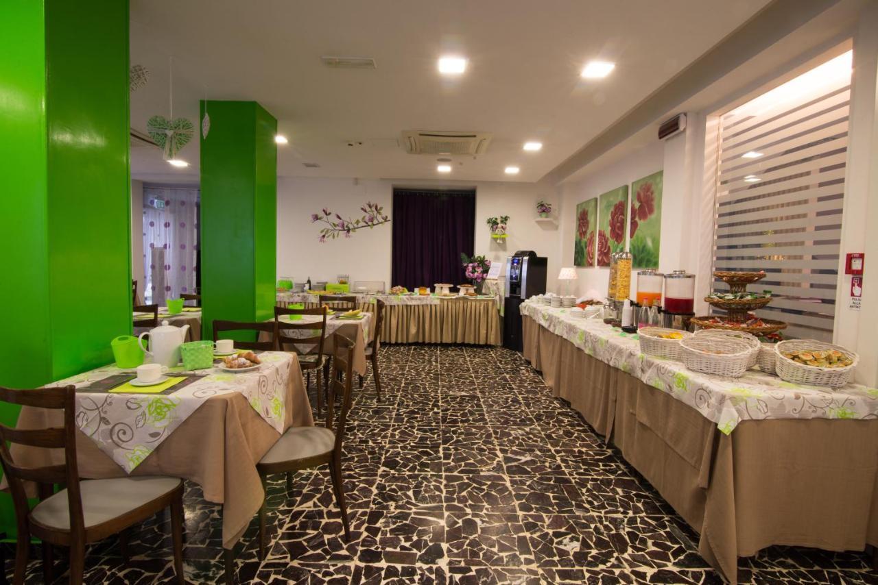 Nuova Hotel 2*
