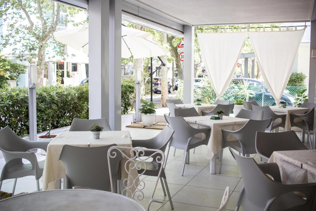 Nuova Hotel 2*