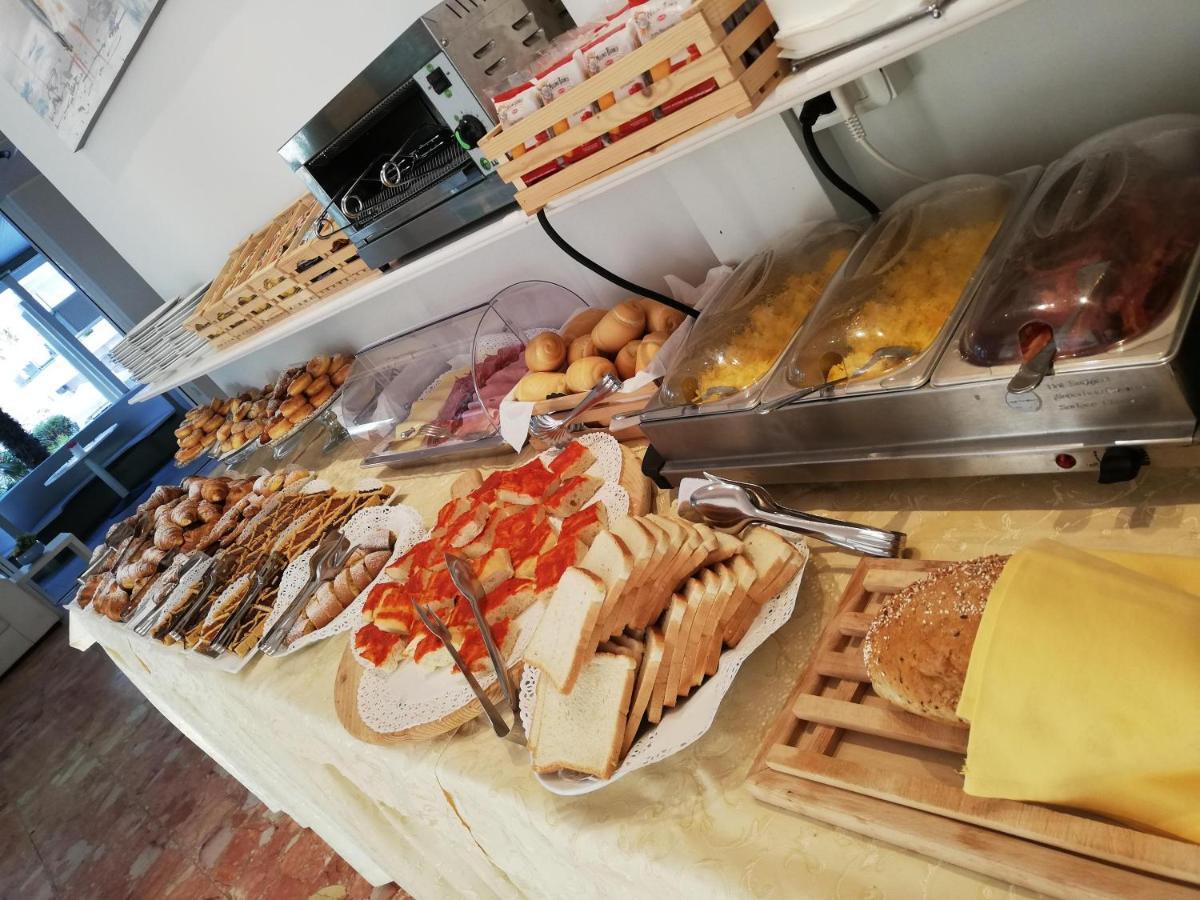 Hotel Ambasciata 3*