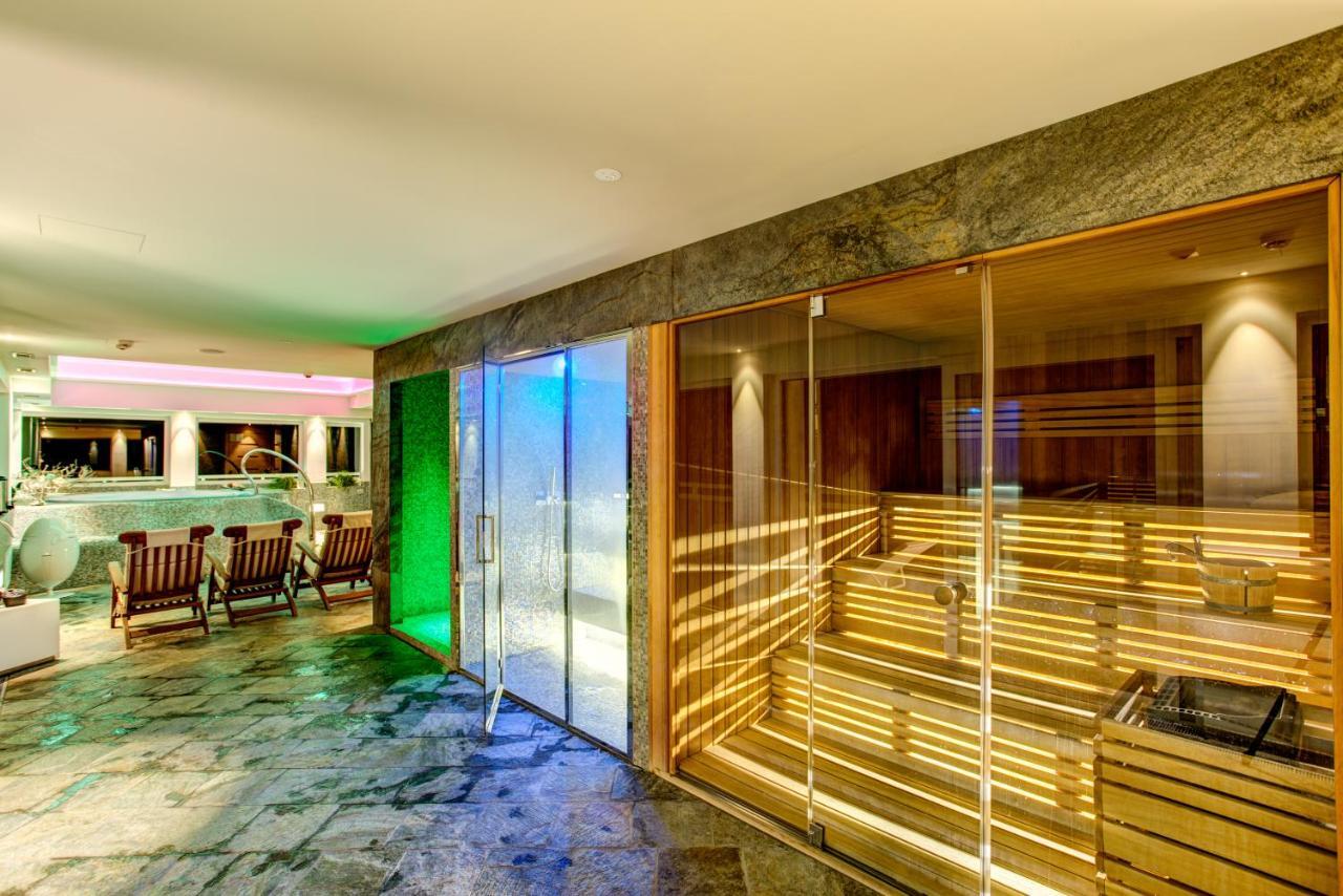 Hotel Adlon - Fronte Mare
