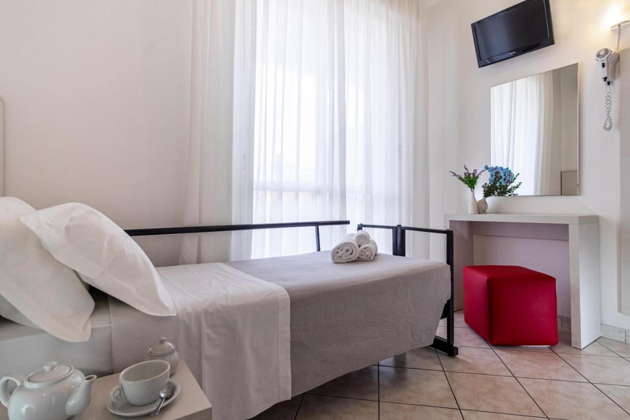 Tre Rose Hotel 3*