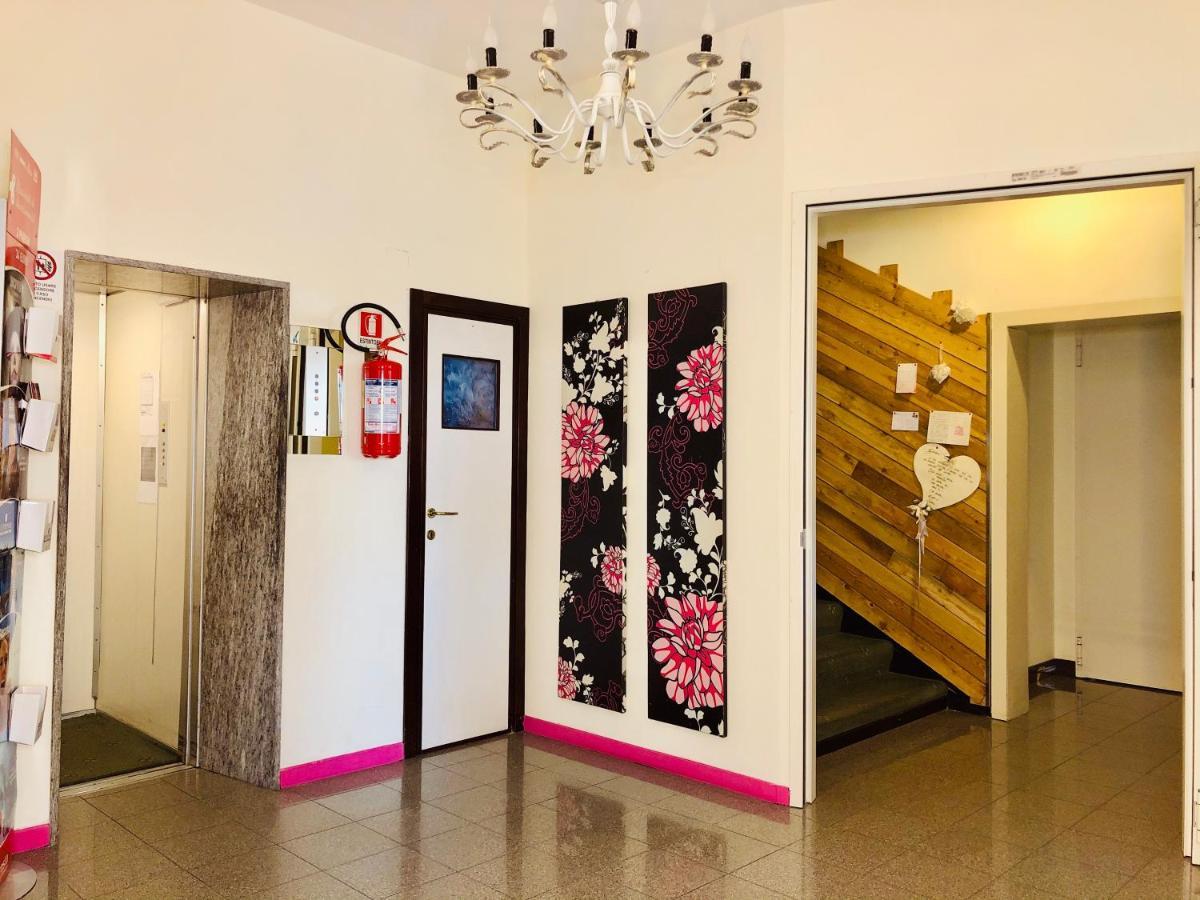 Hotel Garisenda - In Centro A - Riccione