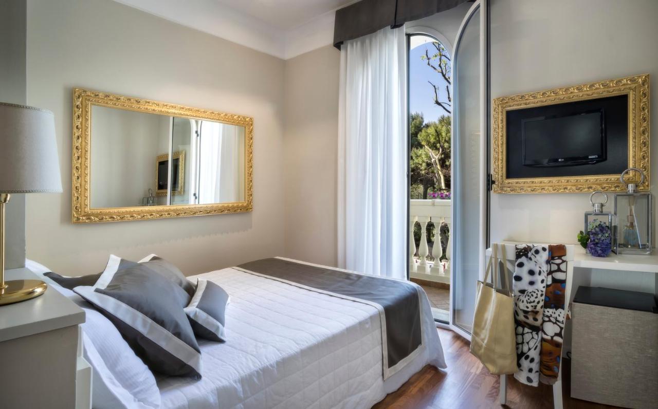 Hotel Novecento Riccione