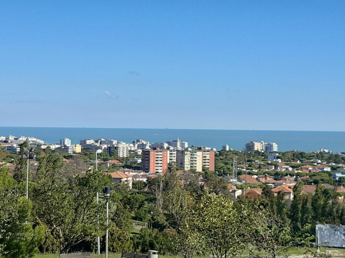Beeliving Room&breakfast (adults Only) Riccione