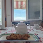 Happy House