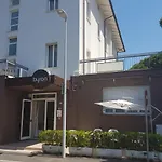 Hotel Byron Light Nuova Gestione 2024