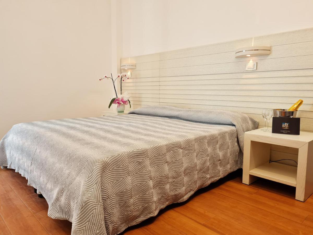 Club Hotel 3*
