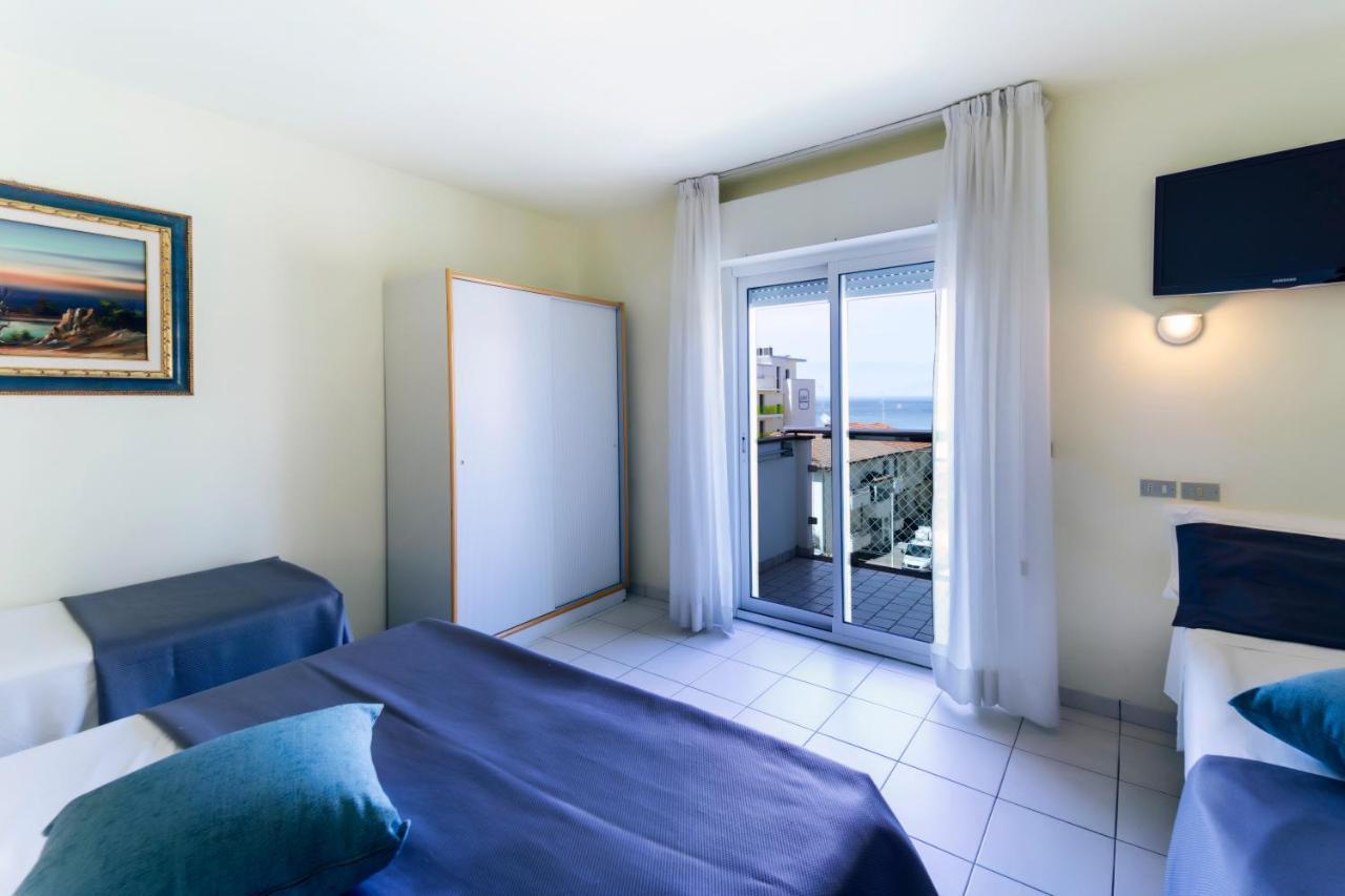Hotel Astra