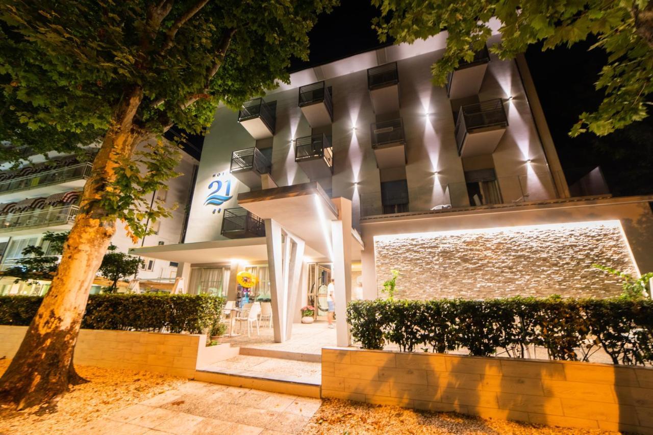 Hotel 21