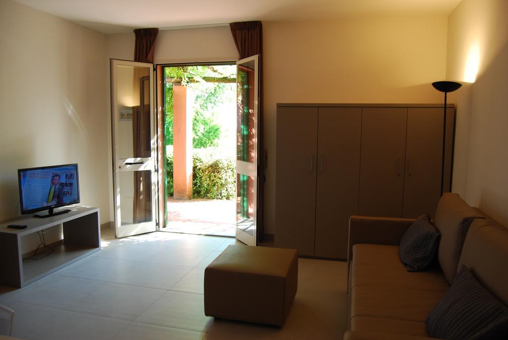 Residenze Al Colle Dei Pini 3*