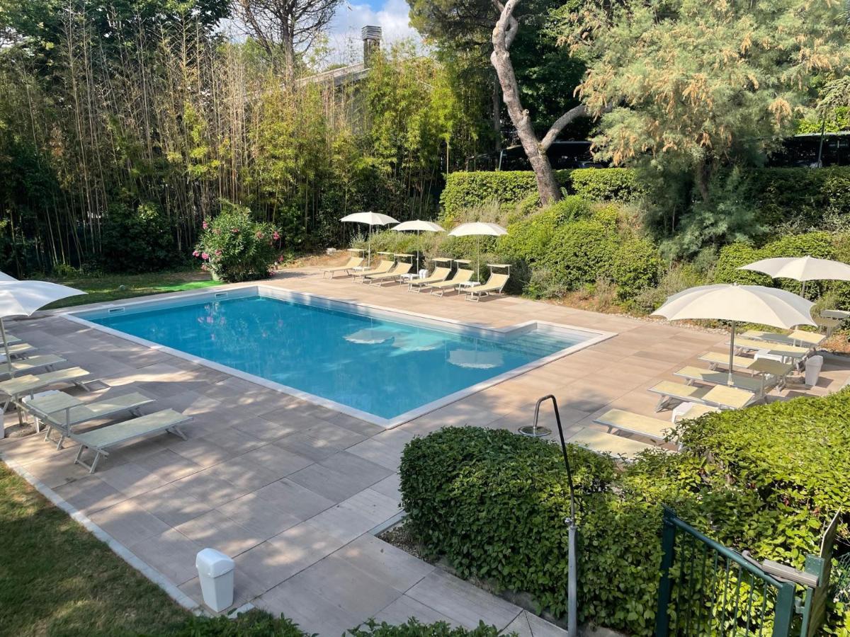 Residenze Al Colle Dei Pini Riccione
