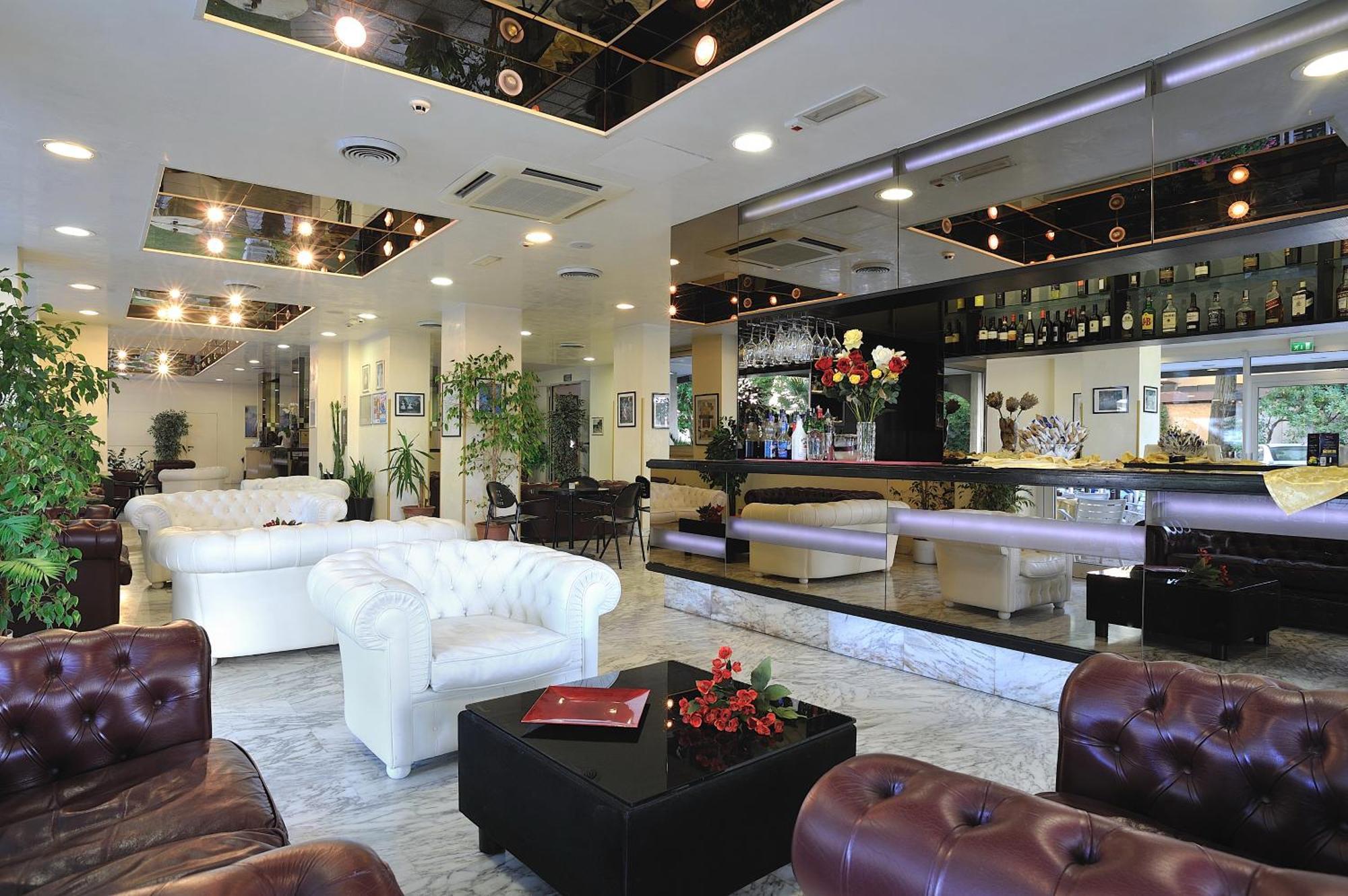 Hotel Vittoria 4*