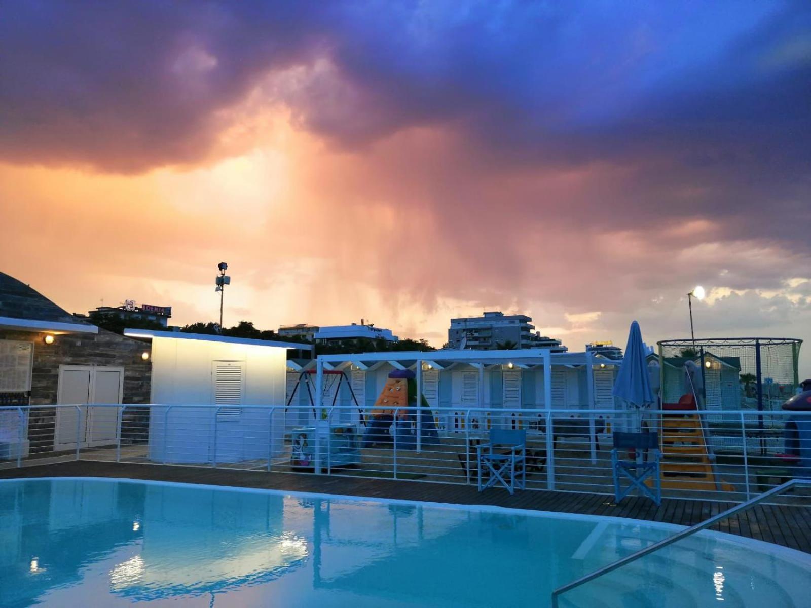 Appartamento Carinzia - Davanti Solo Il Mare Riccione