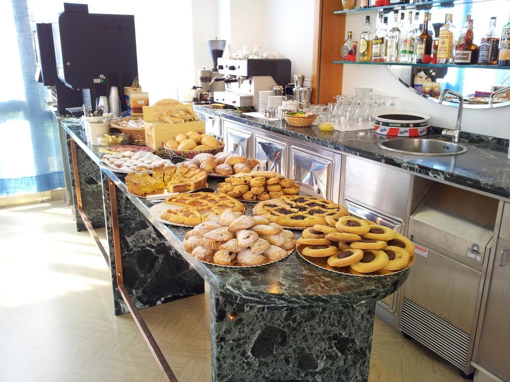 Hotel Garni' Alaska Riccione