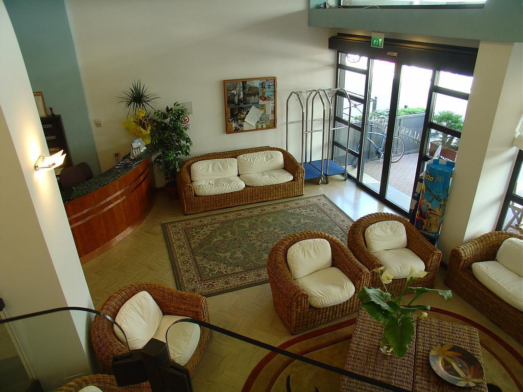 Hotel Garni' Alaska 3*