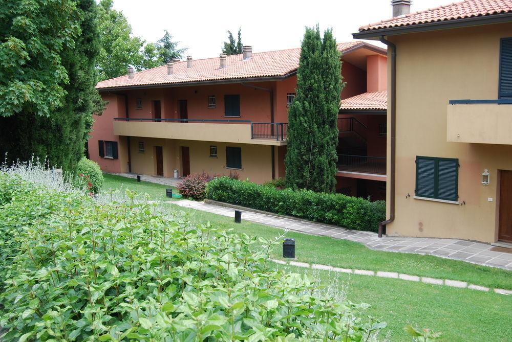 Residenze Al Colle Dei Pini 3* Riccione