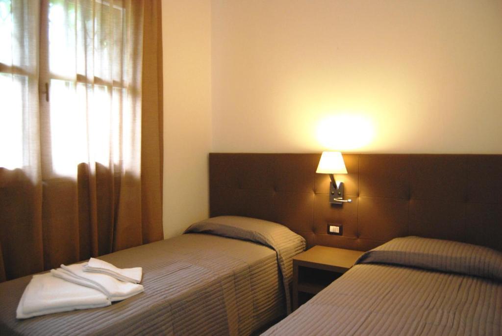 Aparthotel Residenze Al Colle Dei Pini 3*
