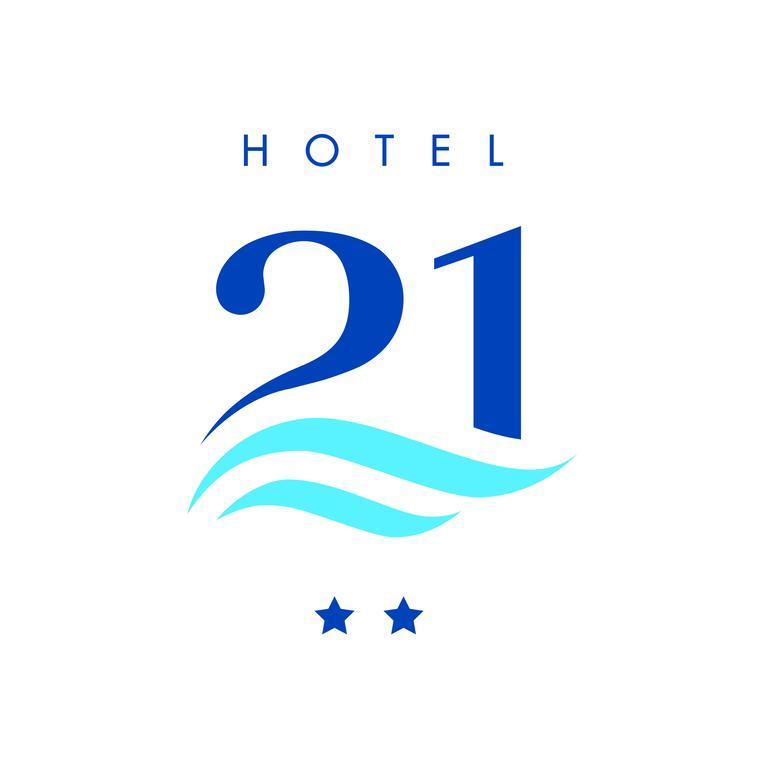 21 Hotel 2*