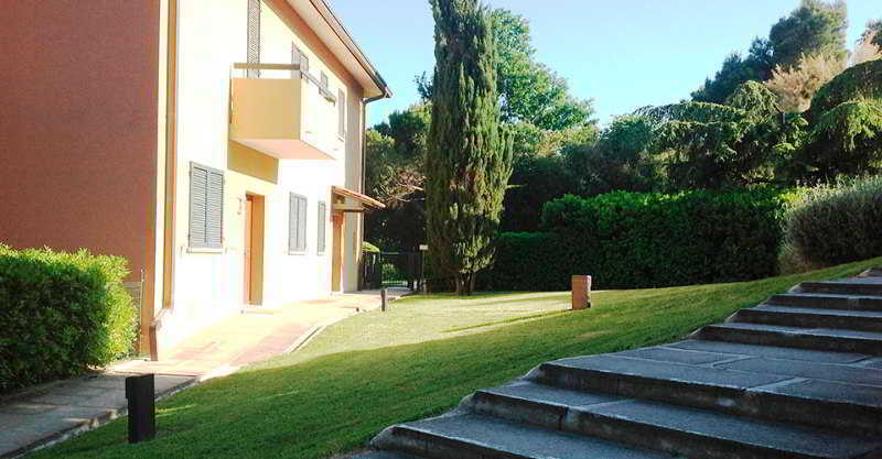 Residenze Al Colle Dei Pini Aparthotel