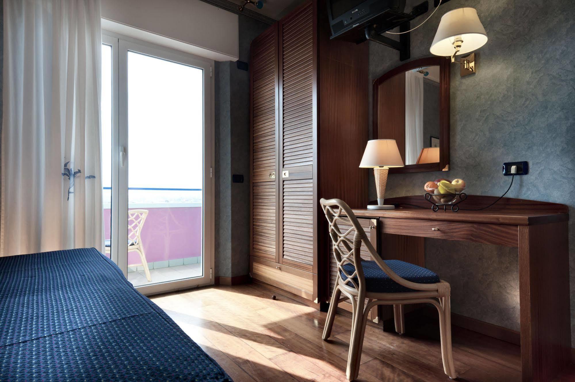 Atilius & Hotel