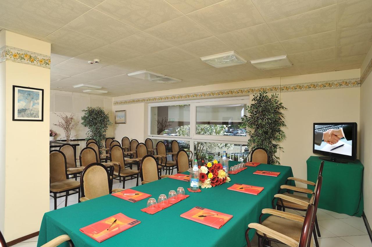 Hotel Vittoria Riccione