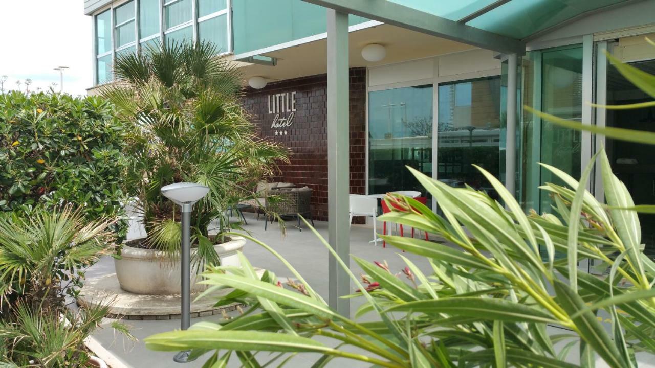 Hotel Little